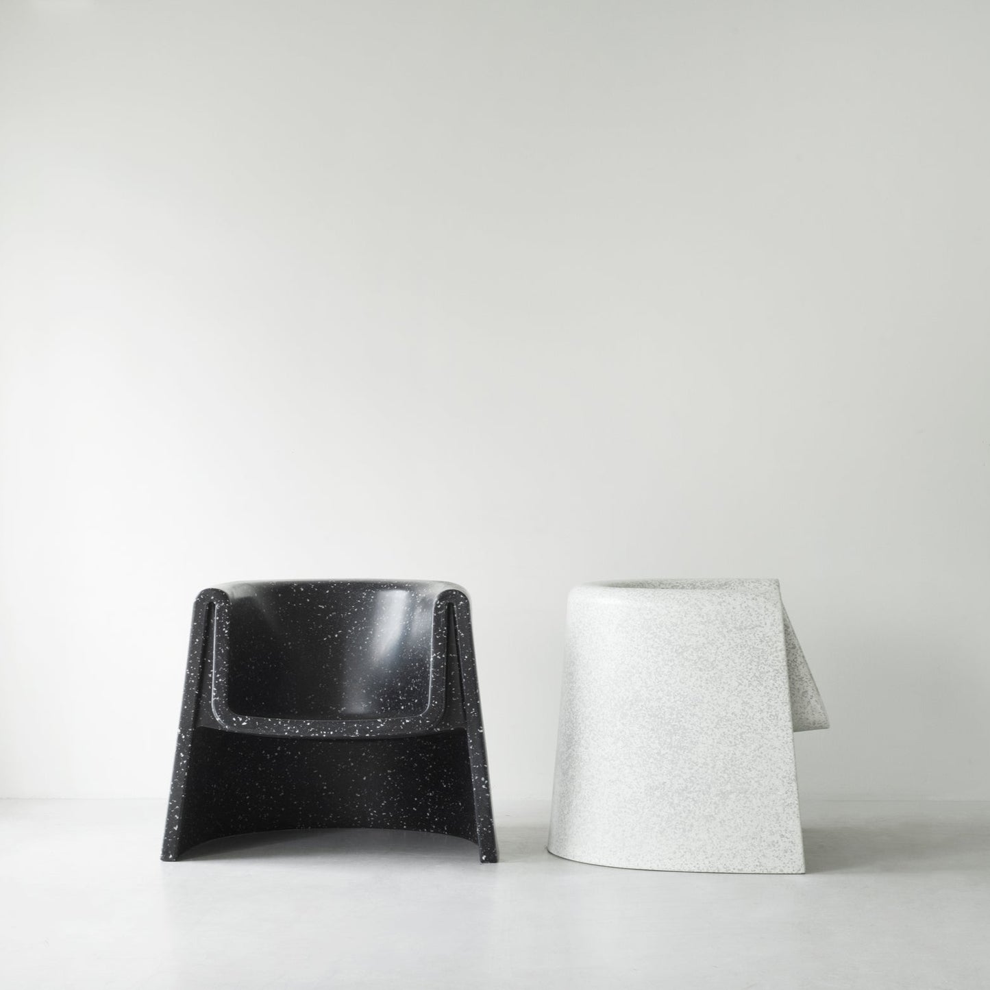 Bit Lounge Chair
