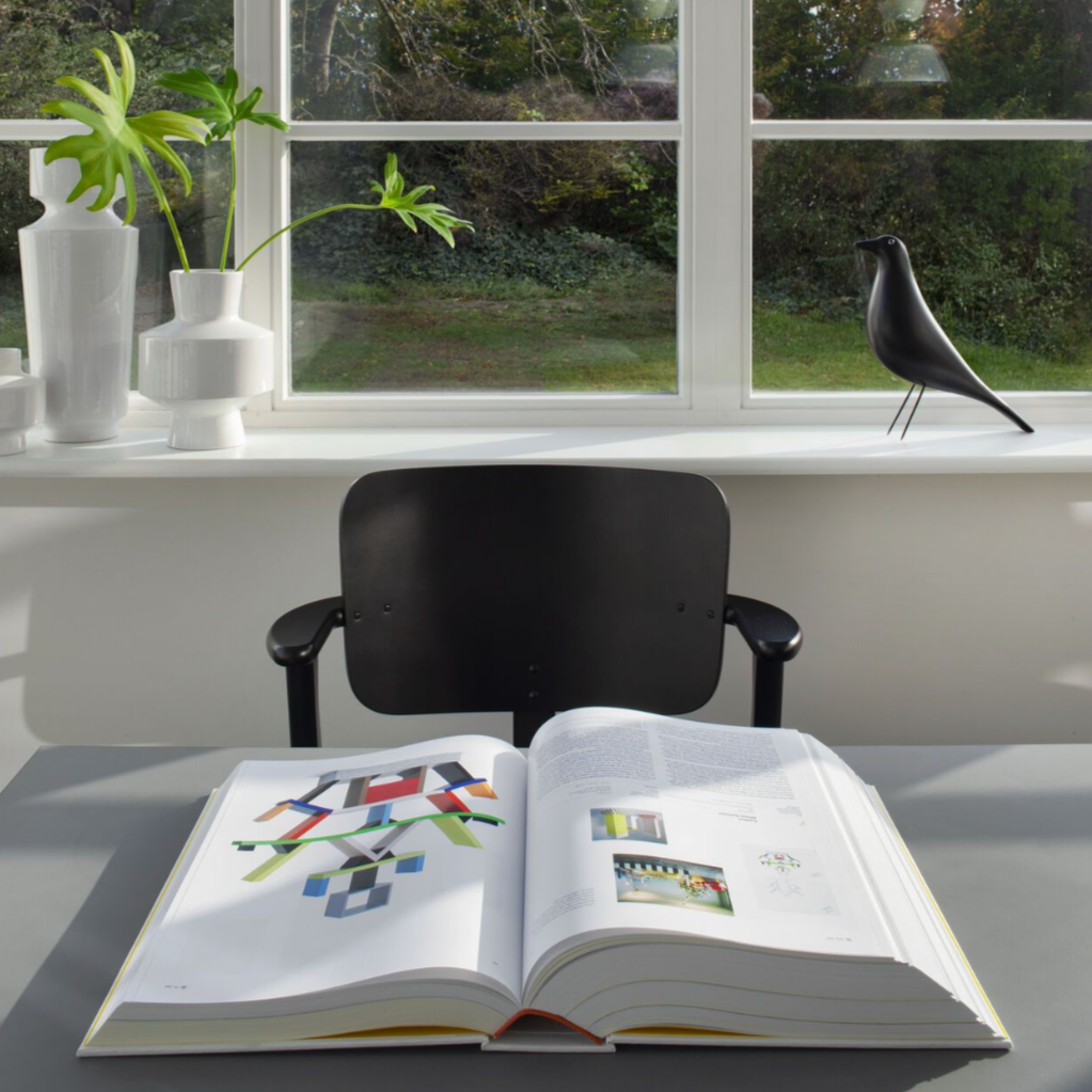 VDM Publication | Atlas of Furniture Design
