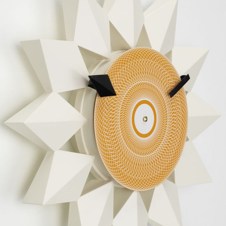 Diamond Markers Clock