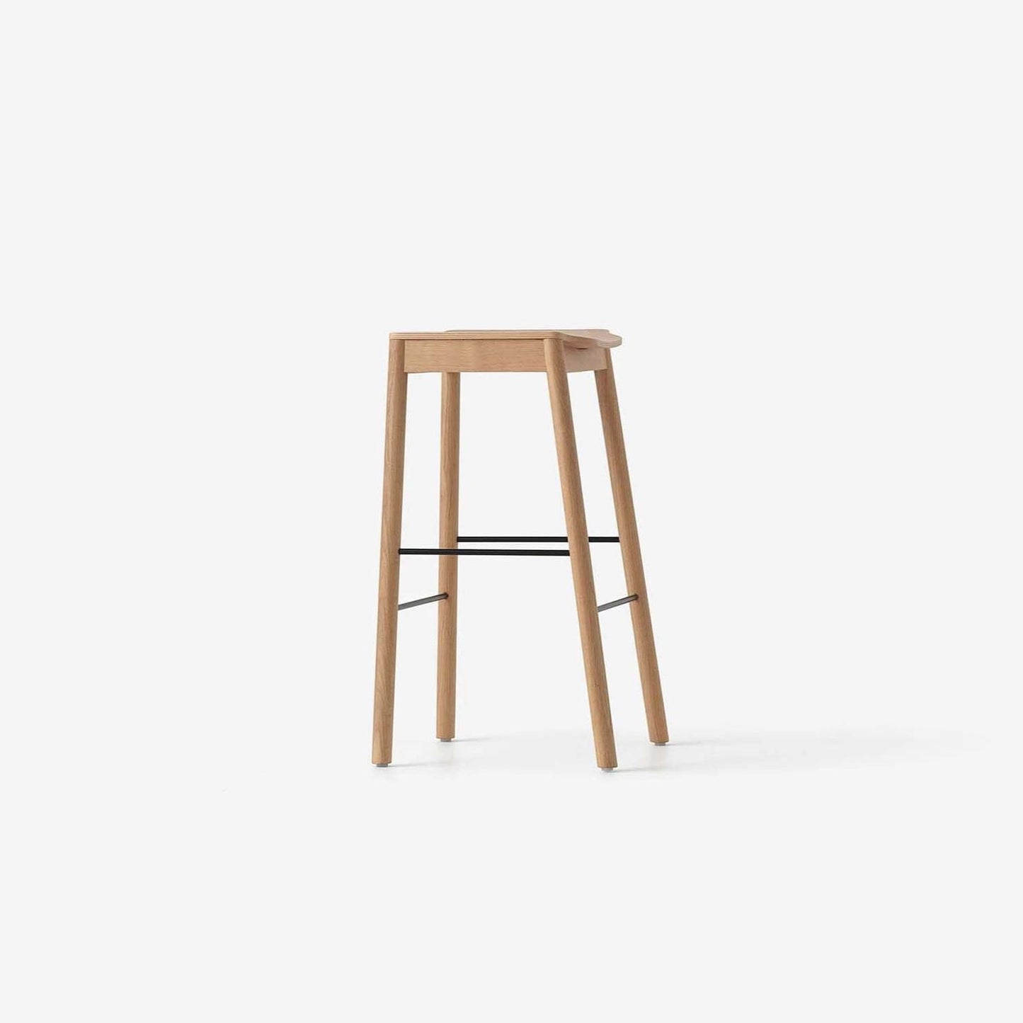 Tangerine stool no back