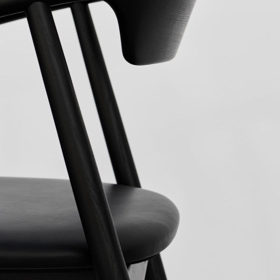Leva Chair