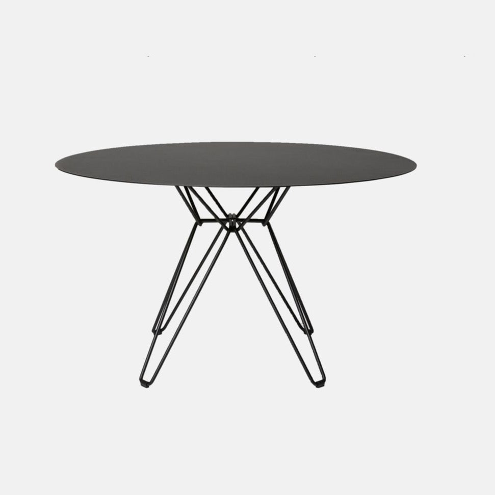 Tio Dining Table