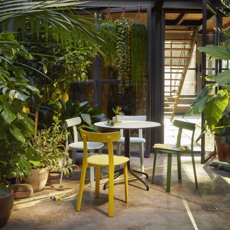 APC (All Plastic Chair)