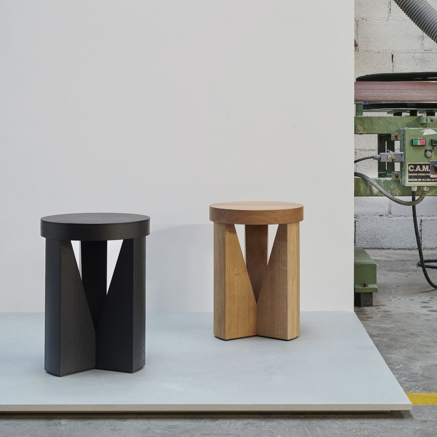 Cugino Stool