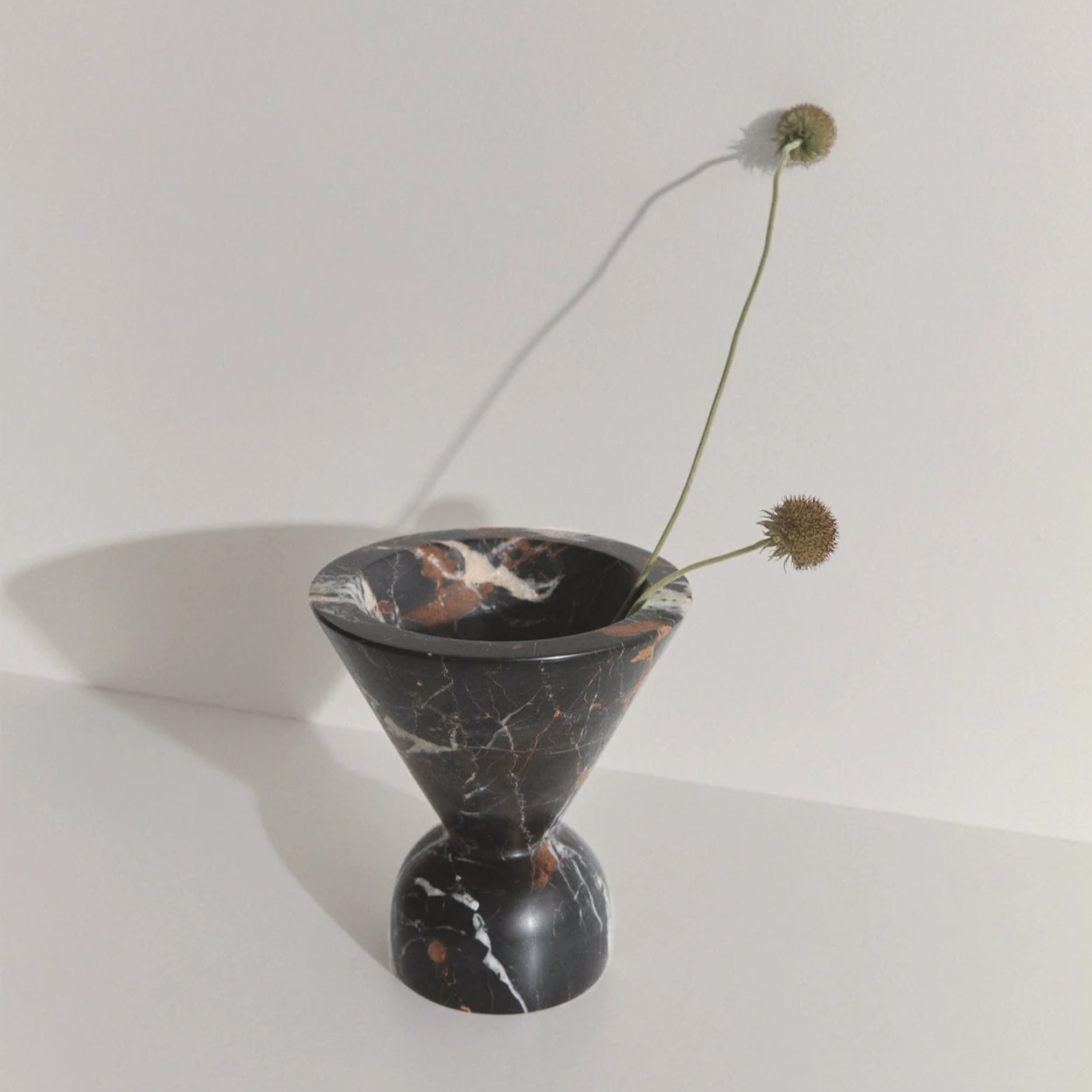 Neue Void Incense Burner