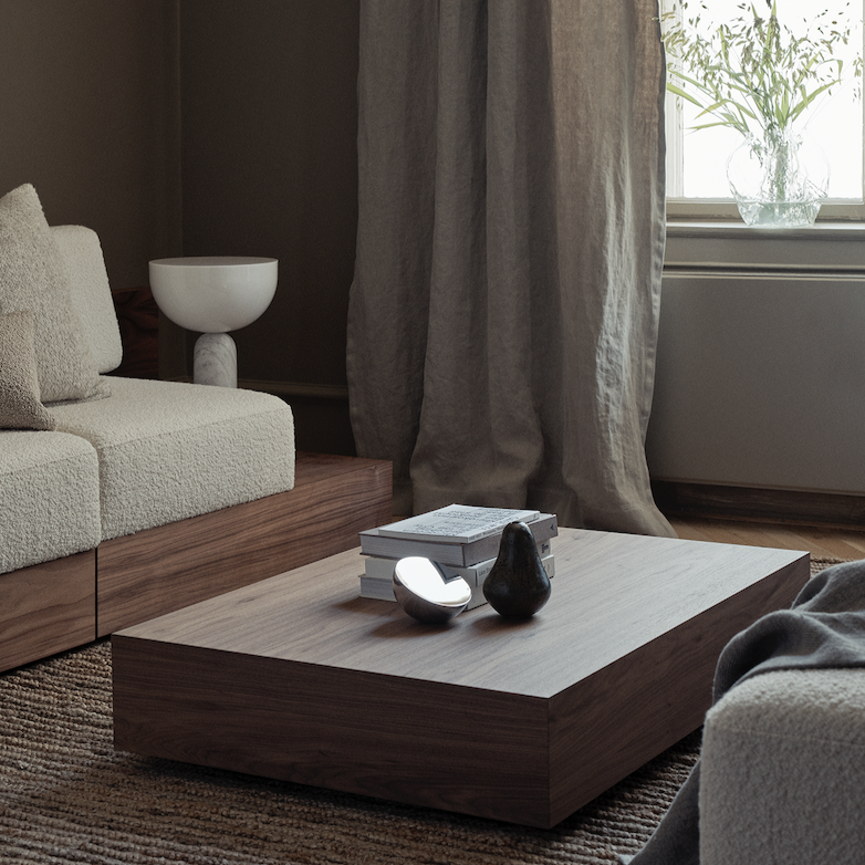 Aura Table Mirror