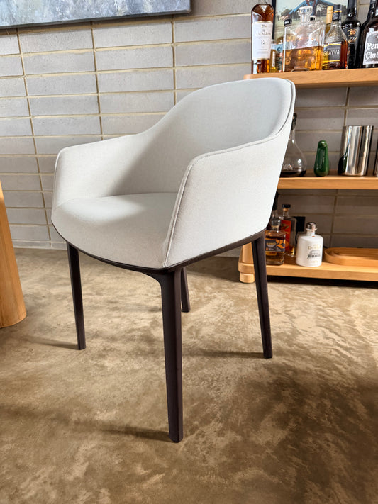Vitra Soft shell arm