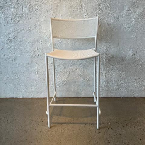 Massproductions Jig mesh stool white