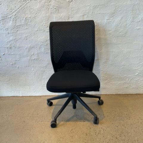 ID TRIM TASK CHAIR - SALE