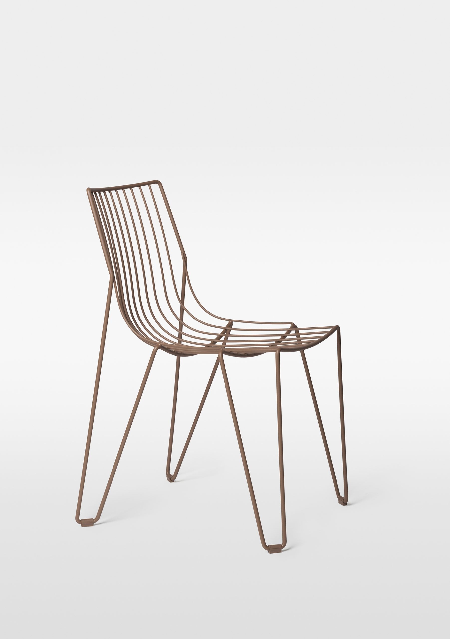 Massproductions Tio chair light brown